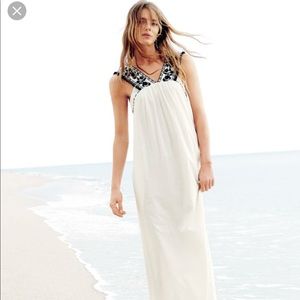 J Crew Embroidered Maxi Dress sz 6 w/ Pom Poms